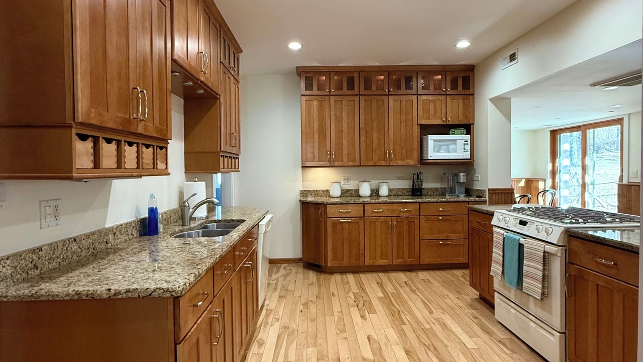 Photo of Kitchen in Algonquin