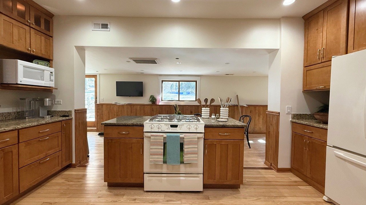 Photo of Kitchen in Algonquin