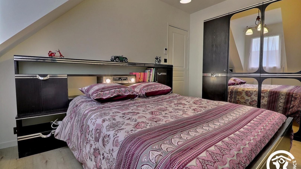 Photo of Bedroom in Saint-Senoux