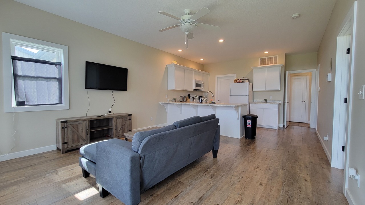 Photo of Livingroom in Jamesport