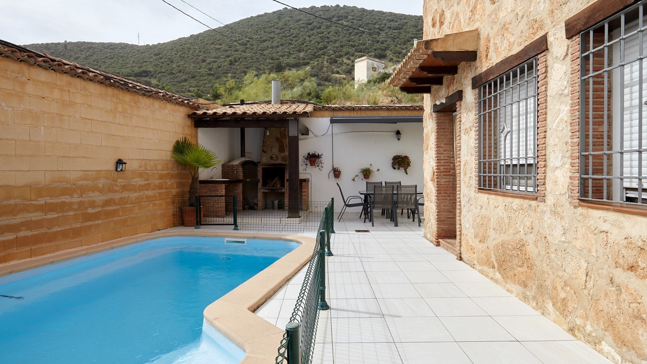 Photo of Outdoor in Arbuniel