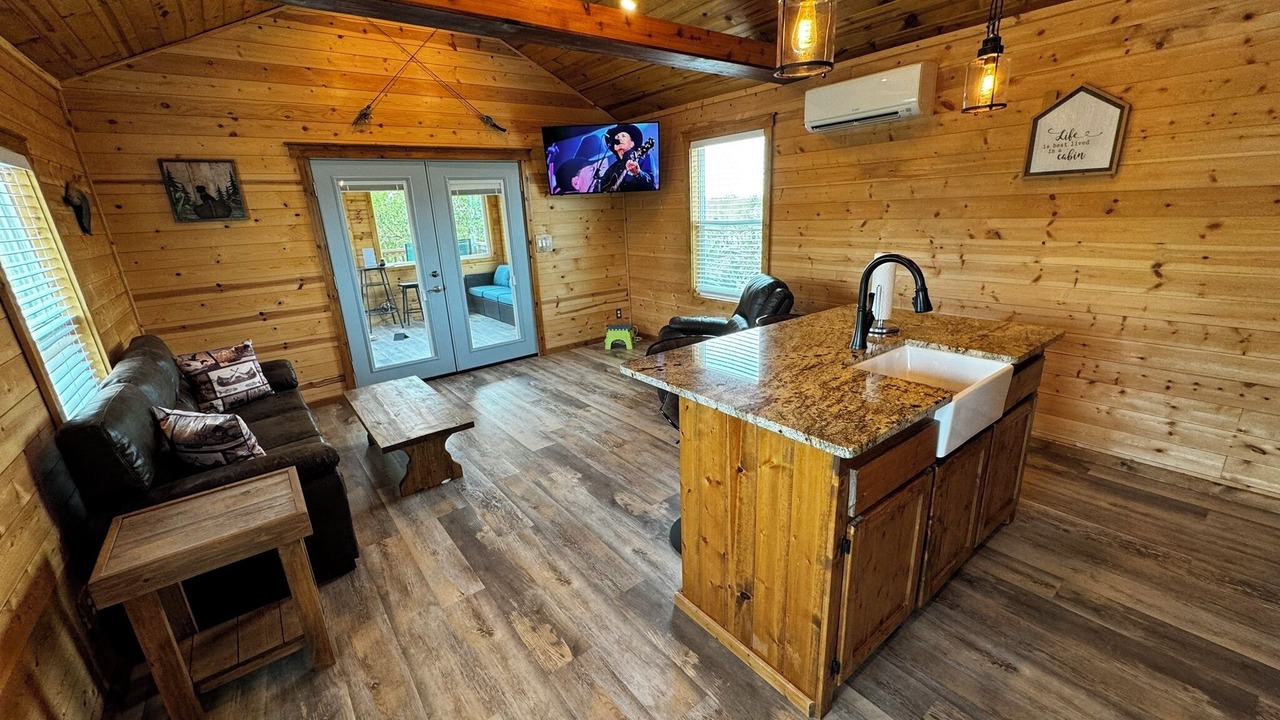 Photo of Livingroom in Refugio County