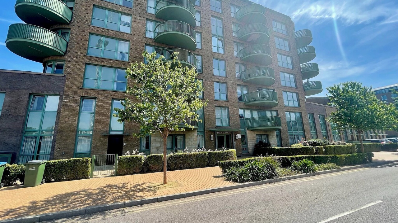 Photo of Outdoor in Eltham West