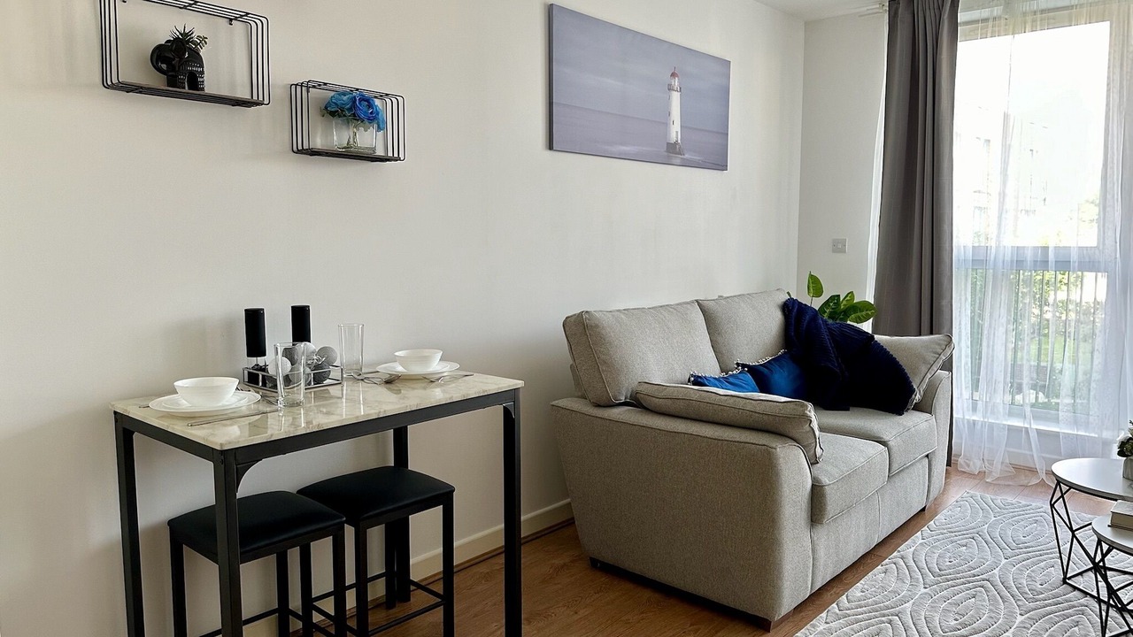 Photo of Livingroom in Eltham West