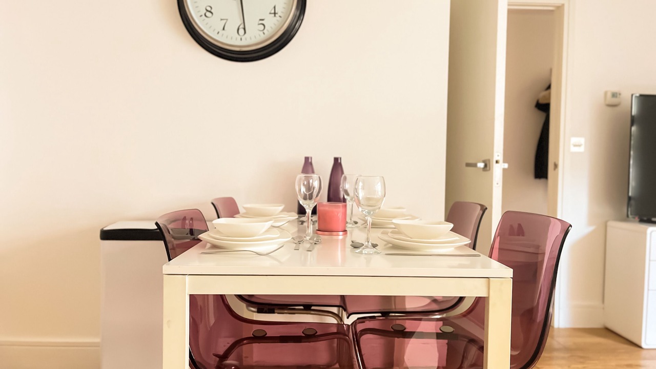 Photo of Others in Wood Green