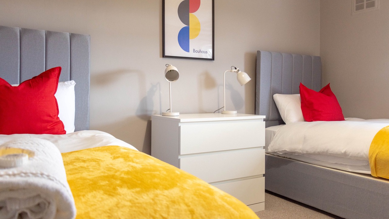 Photo of Others in Glasgow