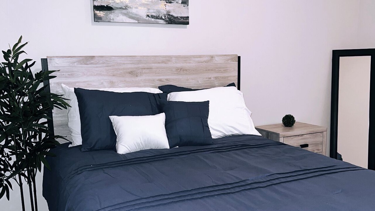 Photo of Bedroom in Midtown
