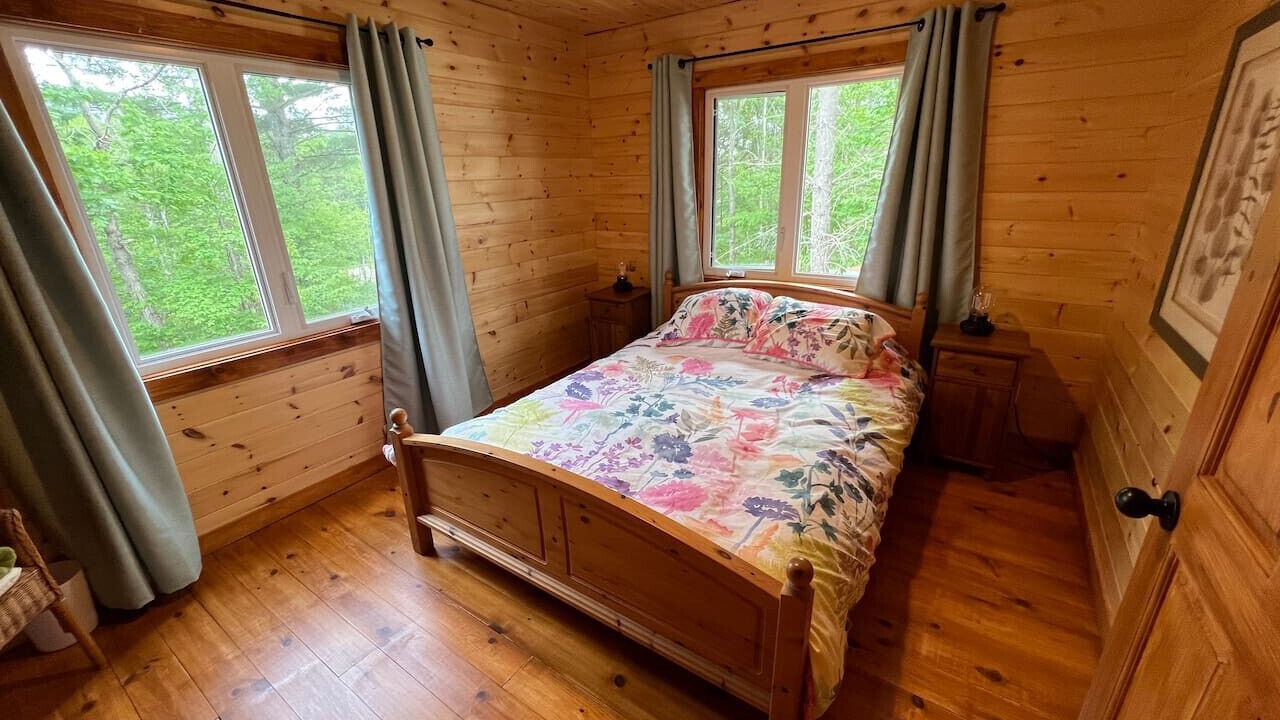 Photo of Bedroom in Arden