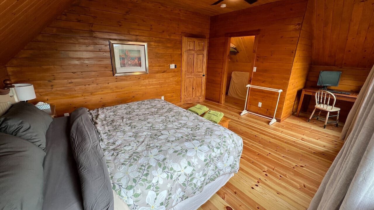 Photo of Bedroom in Arden