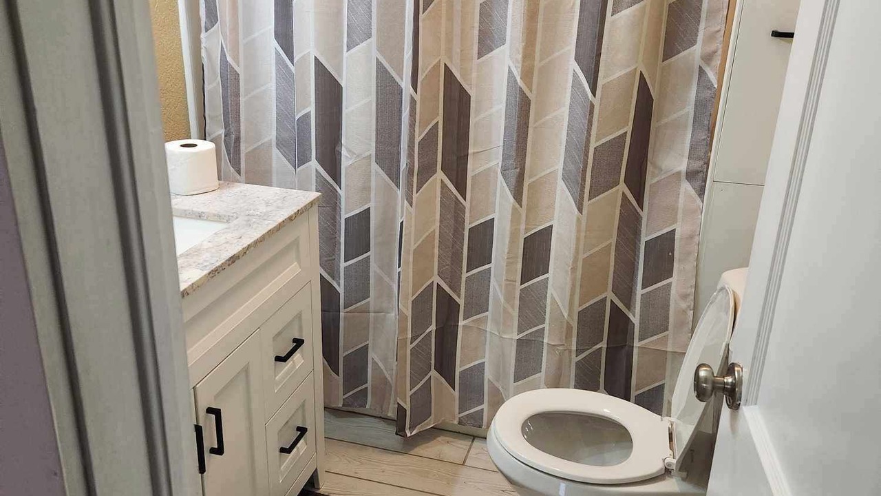 Photo of Bathroom in Poplar Bluff