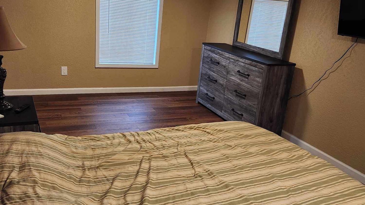 Photo of Bedroom in Poplar Bluff