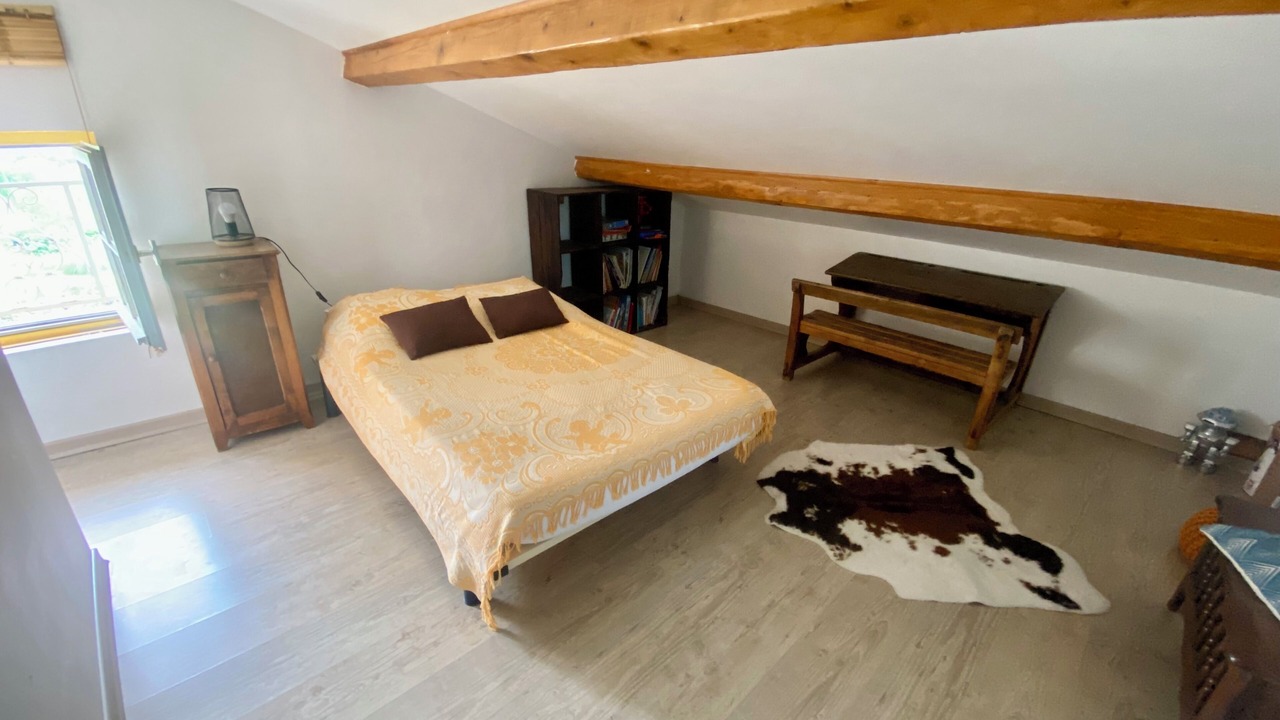 Photo of Bedroom in Alba-la-Romaine