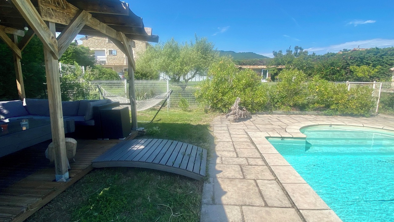 Photo of Outdoor in Alba-la-Romaine