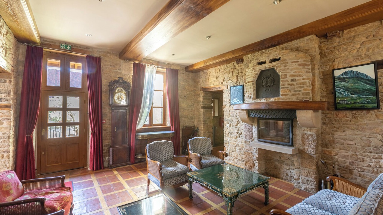 Photo of Livingroom in Gevrey-Chambertin