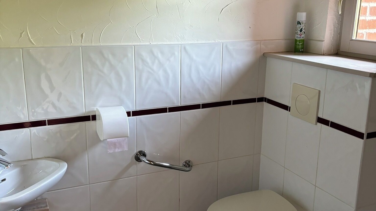 Photo of Bathroom in Tingry