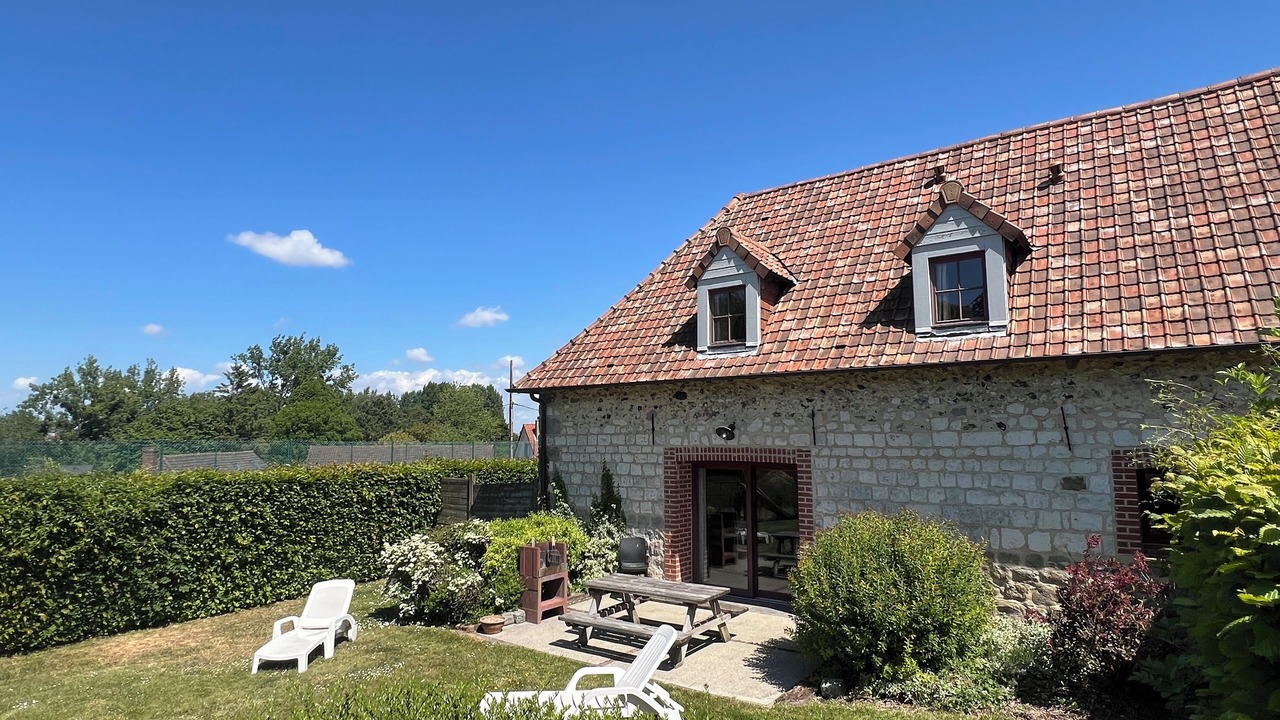 Photo of Outdoor in Tingry