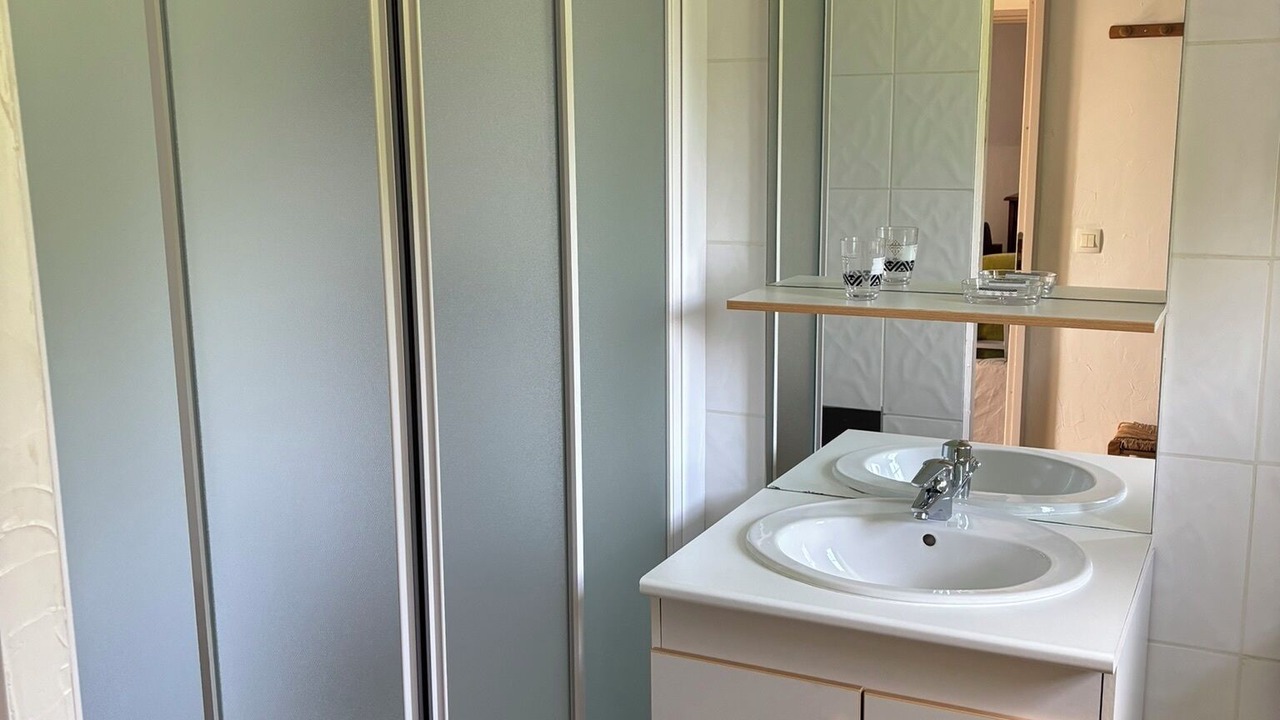 Photo of Bathroom in Tingry