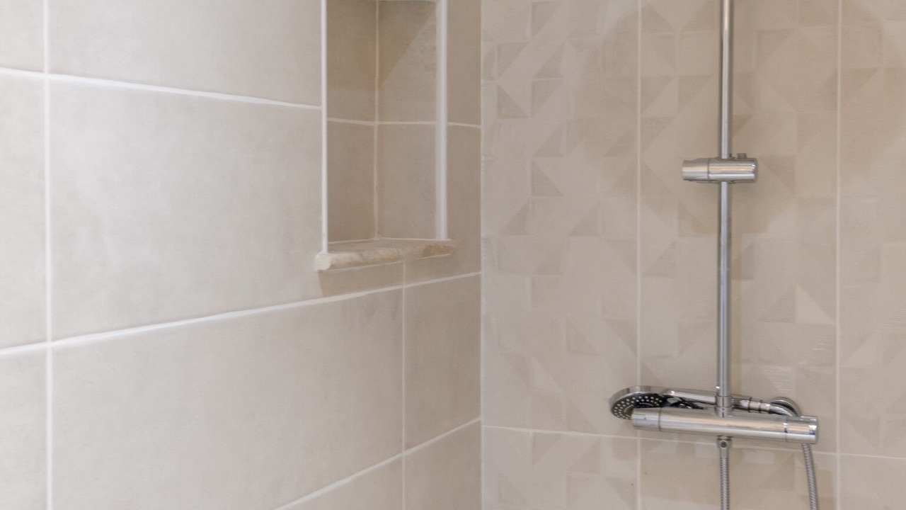 Photo of Bathroom in Montdragon