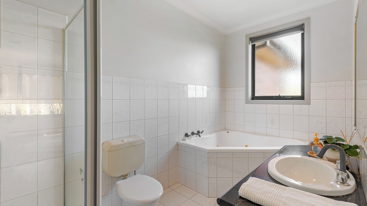 Photo of Bathroom in Werribee South