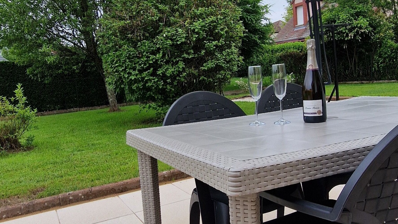 Photo of Outdoor in Mesnil-Saint-Pere