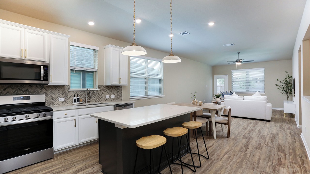 Photo of Kitchen in Encino Park