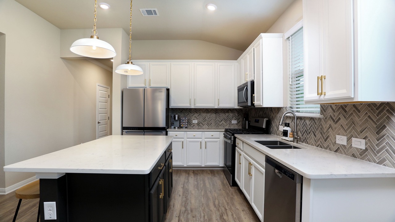 Photo of Kitchen in Encino Park
