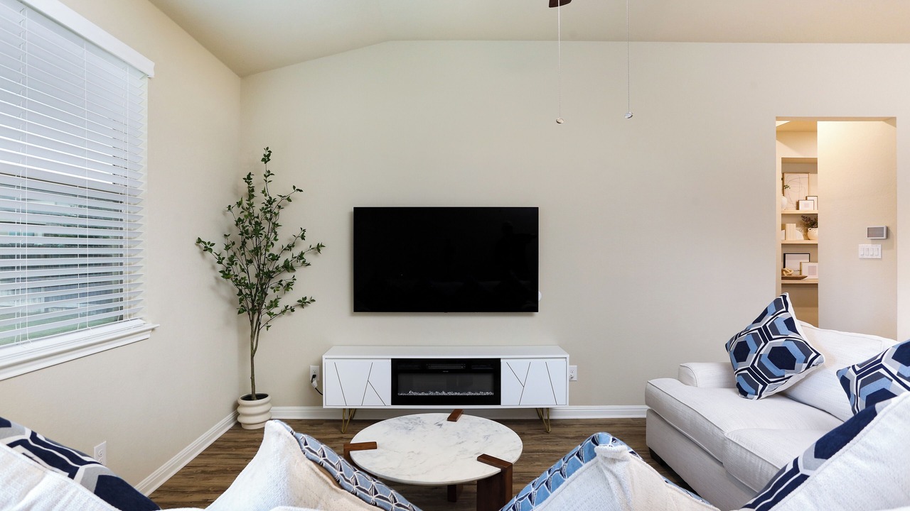 Photo of Livingroom in Encino Park