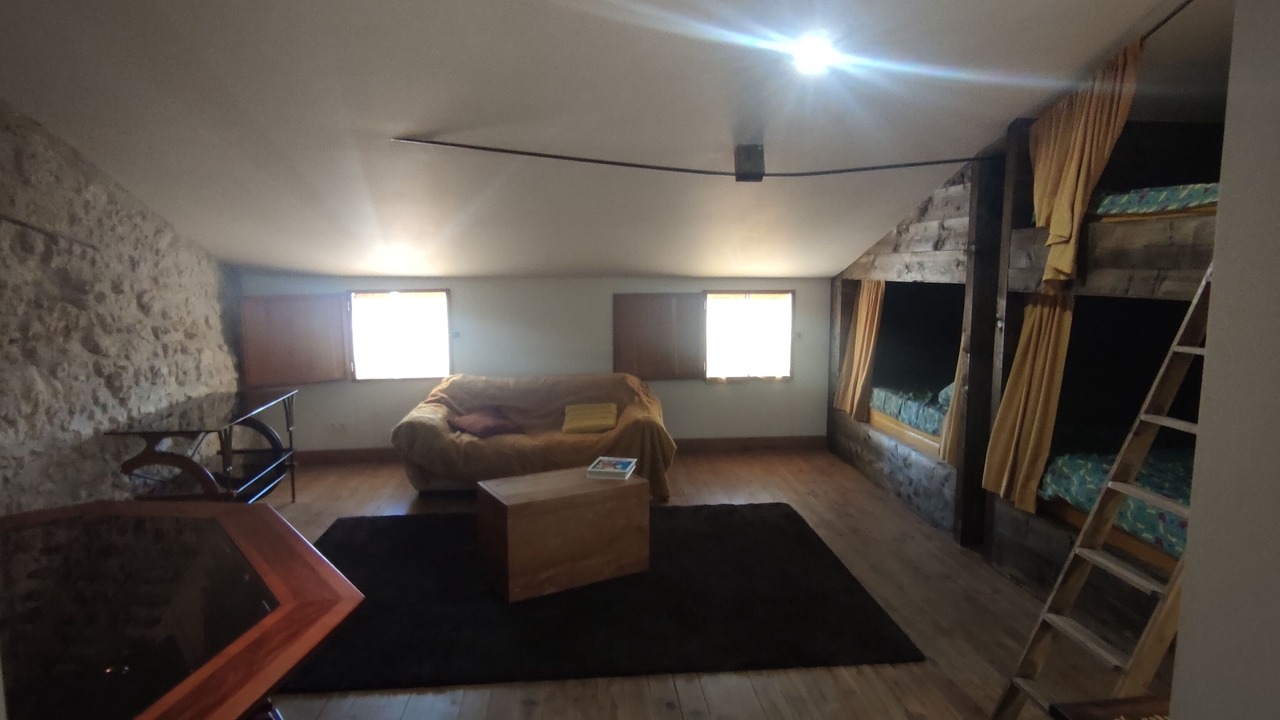 Photo of Livingroom in Laplume