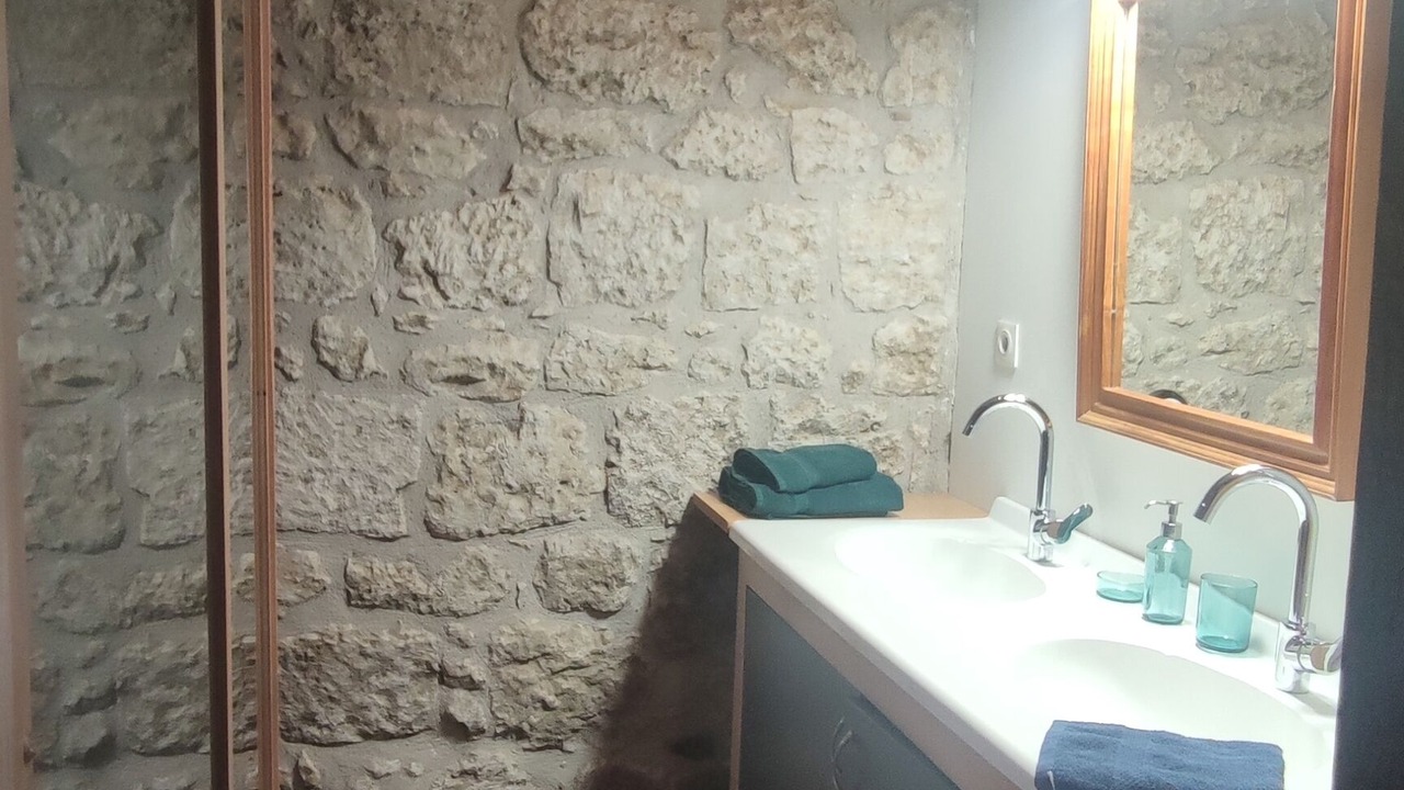 Photo of Bathroom in Laplume