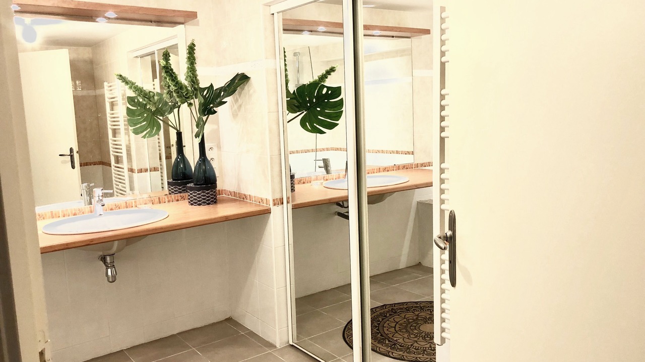 Photo of Bathroom in Treboul