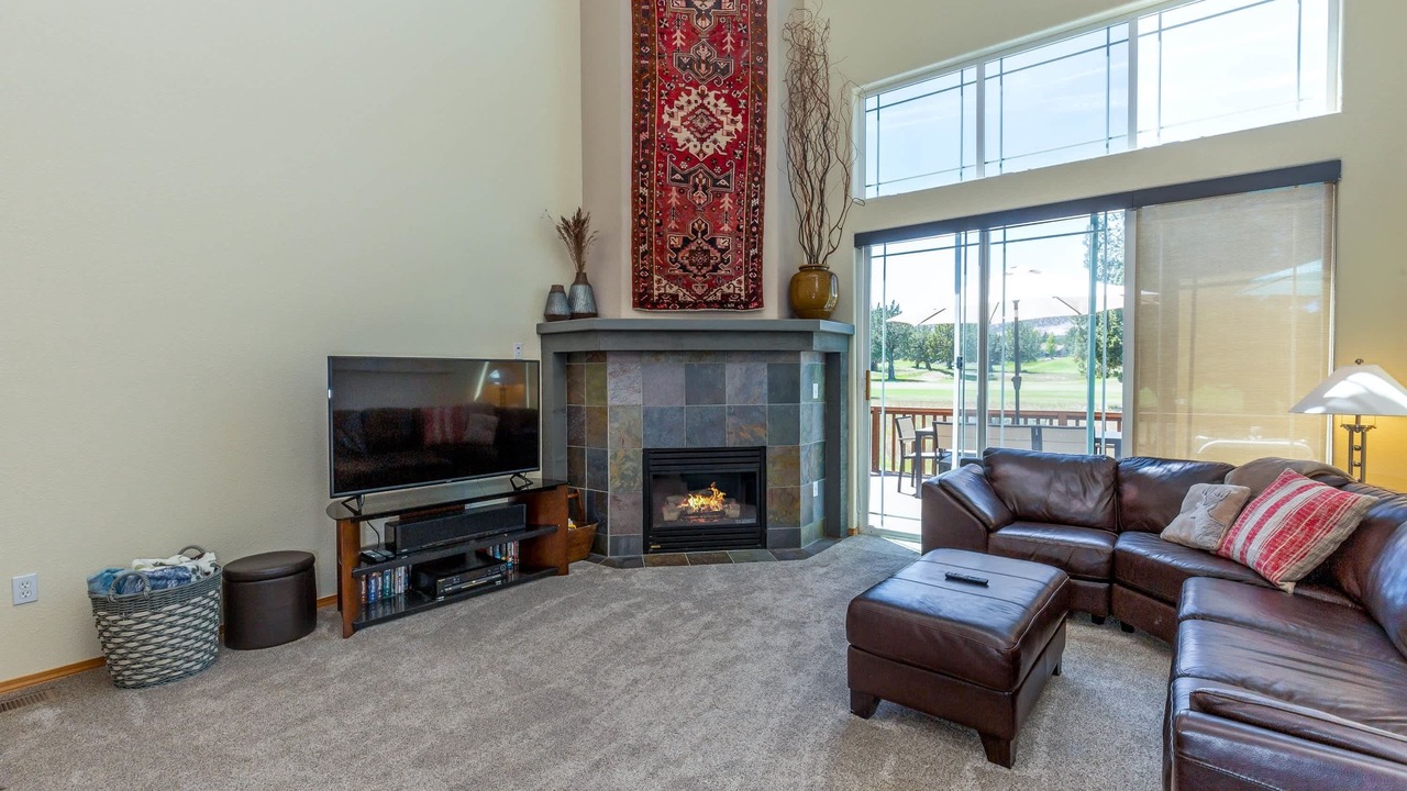 Photo of Livingroom in Redmond