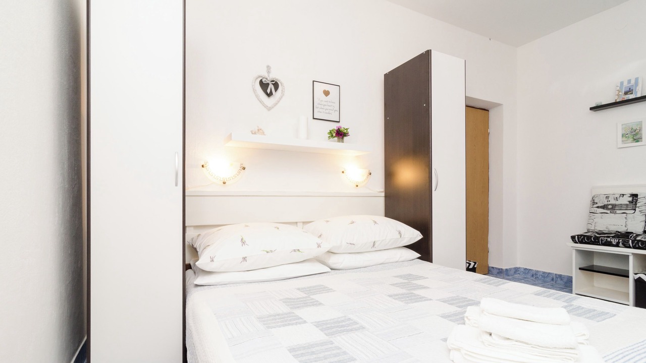 Photo of Bedroom in Okuklje