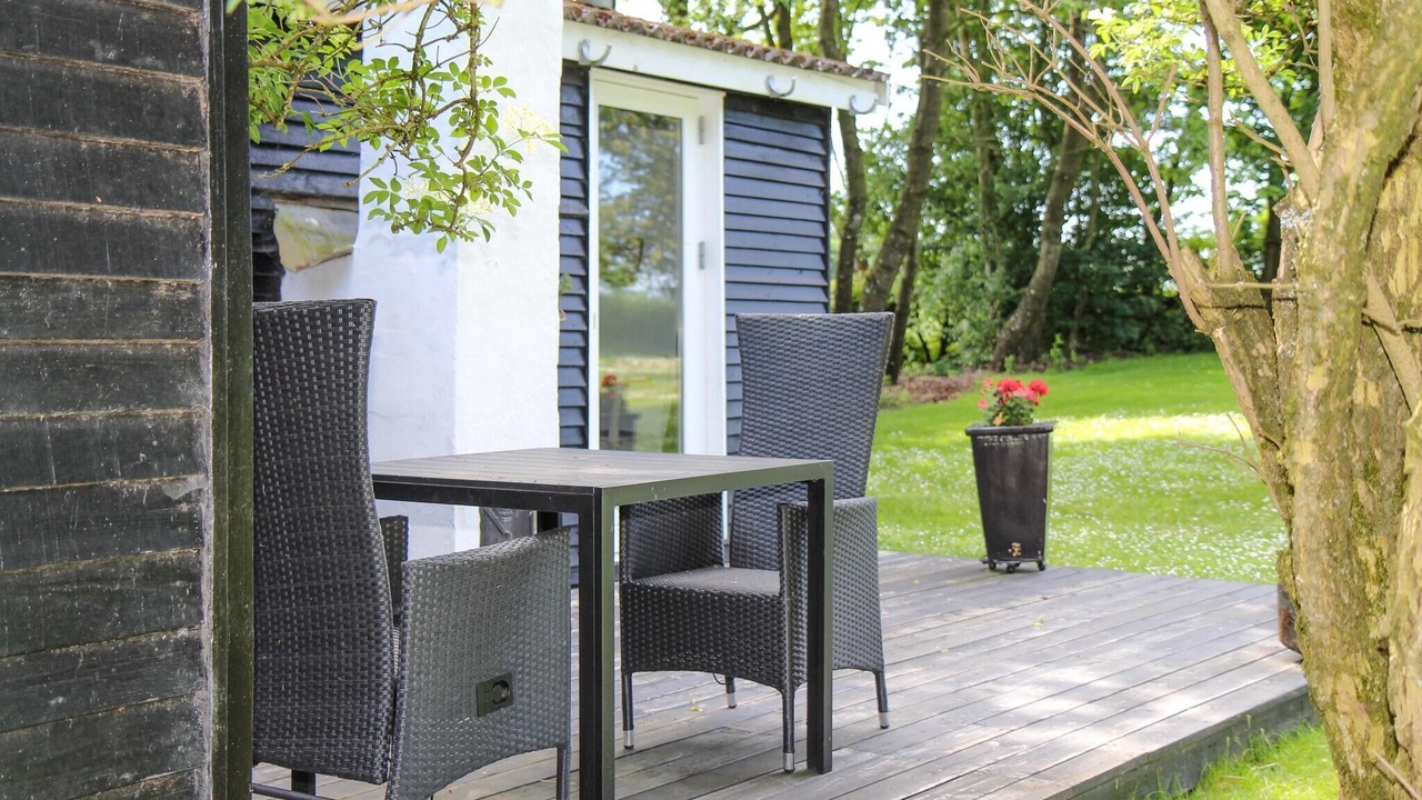 Photo of Others in Skygge