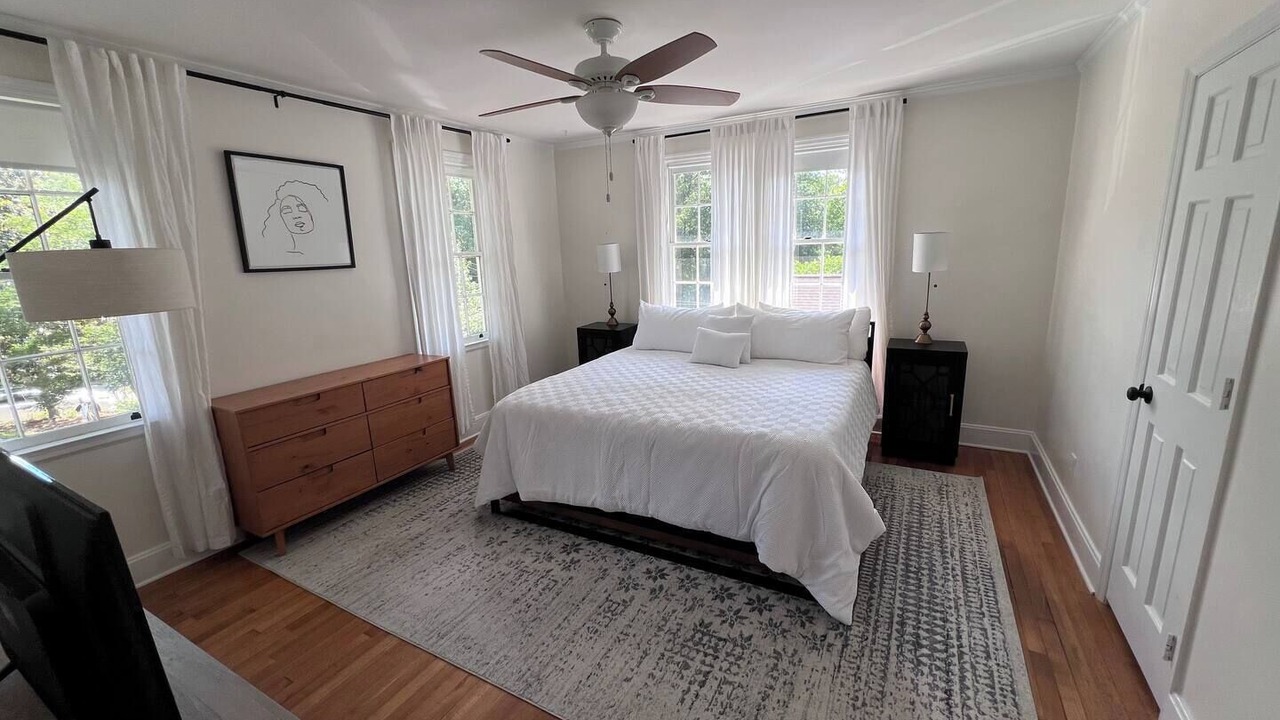 Photo of Bedroom in Forest Hills