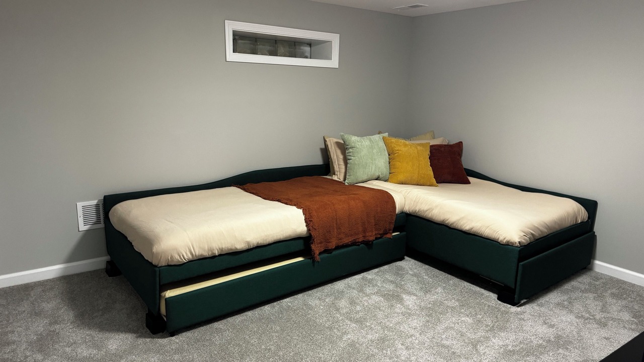 Photo of Bedroom in Elmhurst