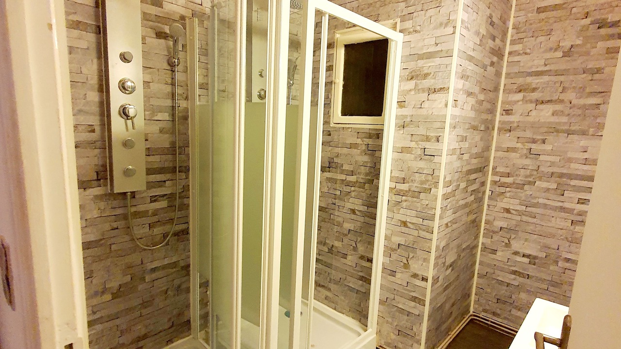 Photo of Bathroom in Les Remparts