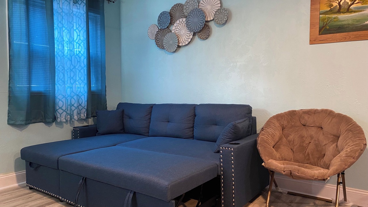 Photo of Livingroom in Sharpstown