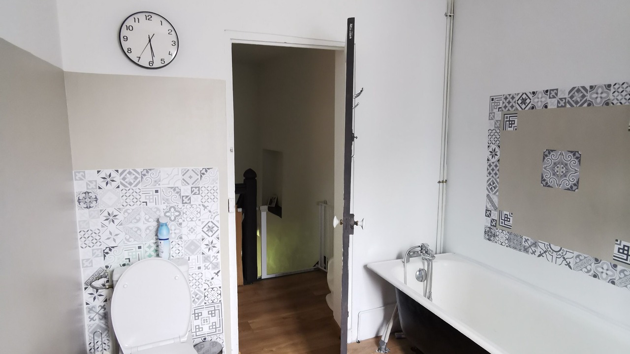 Photo of Bathroom in Haravilliers