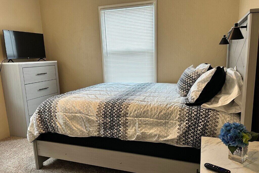 Photo of Bedroom in Hanford