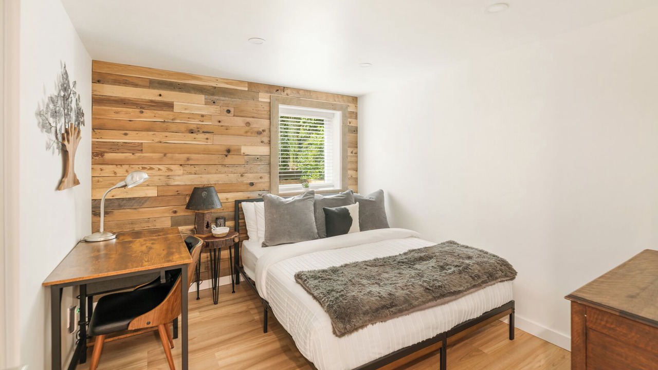 Photo of Bedroom in Victory Heights