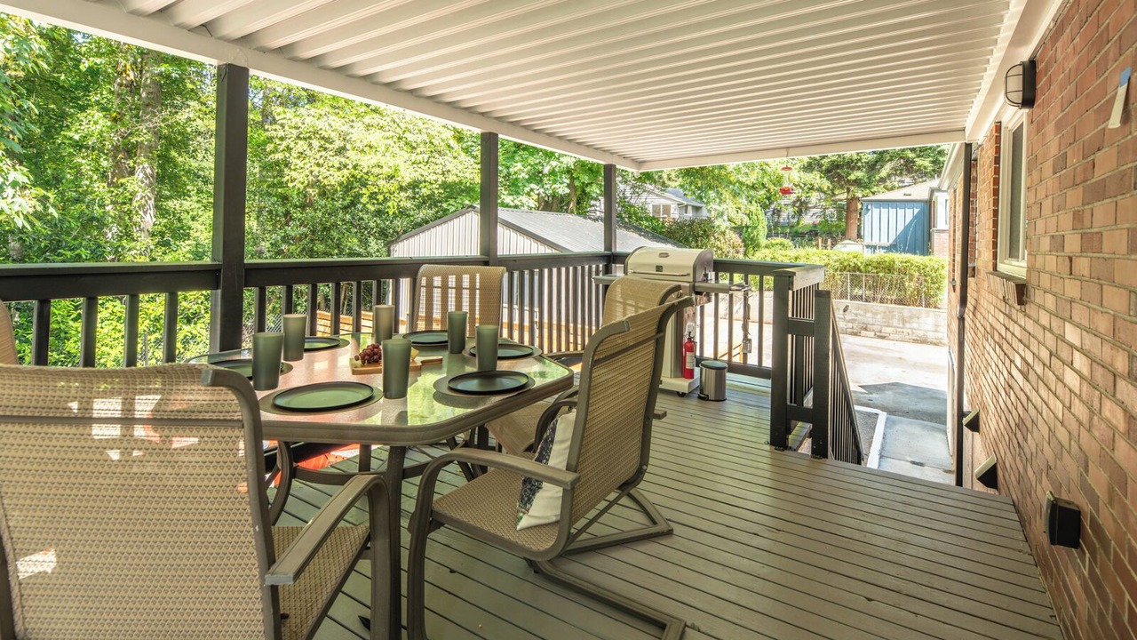 Photo of Outdoor in Victory Heights