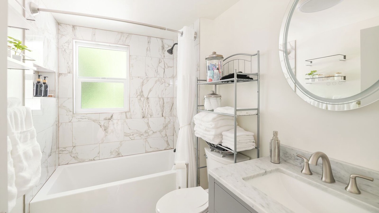 Photo of Bathroom in Victory Heights