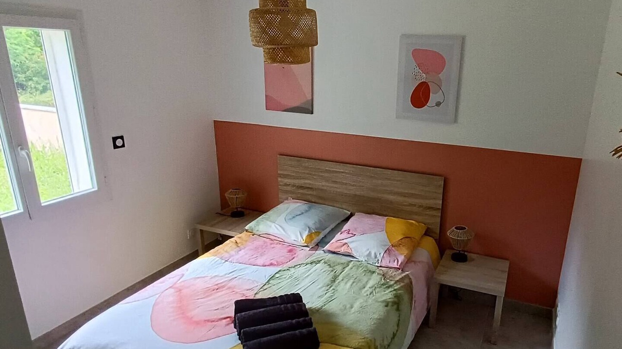Photo of Bedroom in Lezan