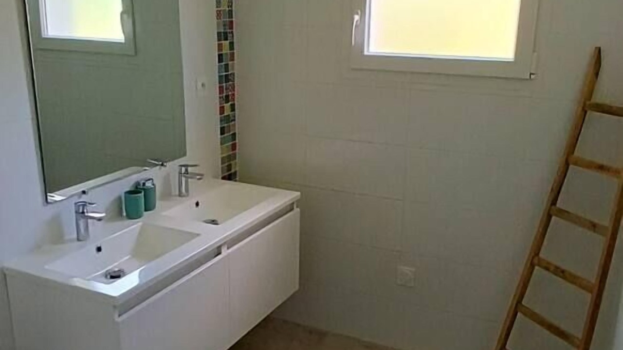 Photo of Bathroom in Lezan