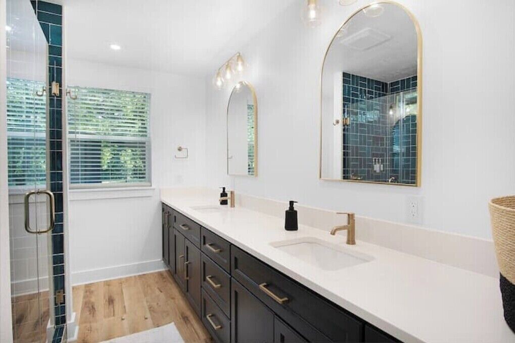 Photo of Bathroom in Garden Acres