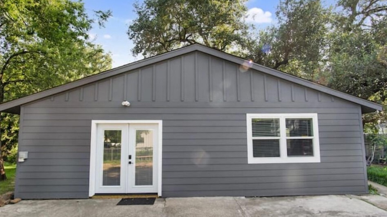 Photo of Outdoor in Garden Acres