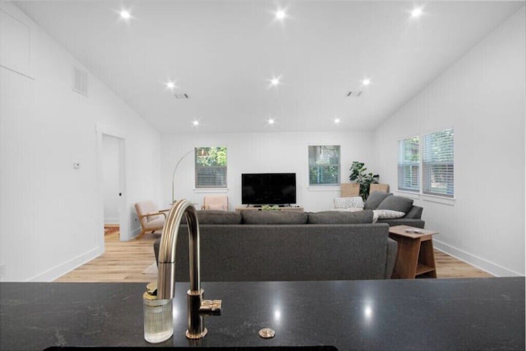 Photo of Livingroom in Garden Acres