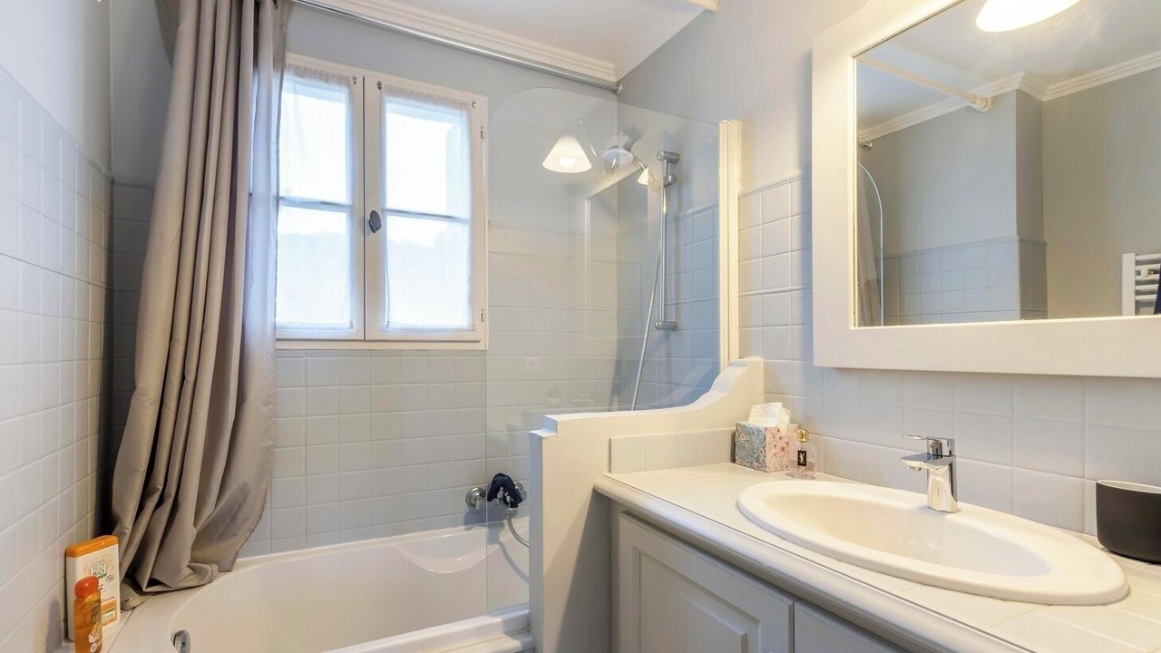 Photo of Bathroom in Les Restanques