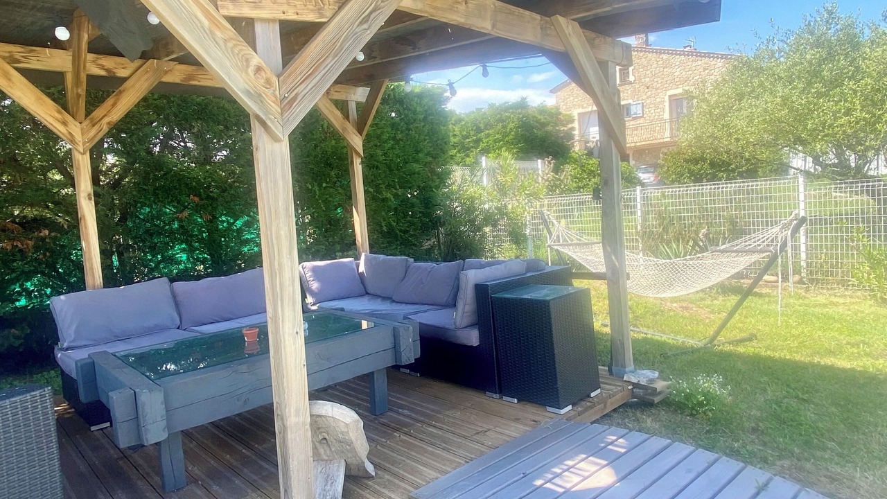 Photo of Outdoor in Alba-la-Romaine