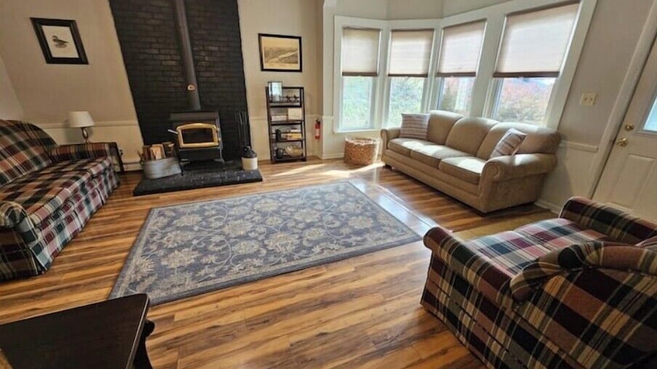 Photo of Livingroom in Tidioute